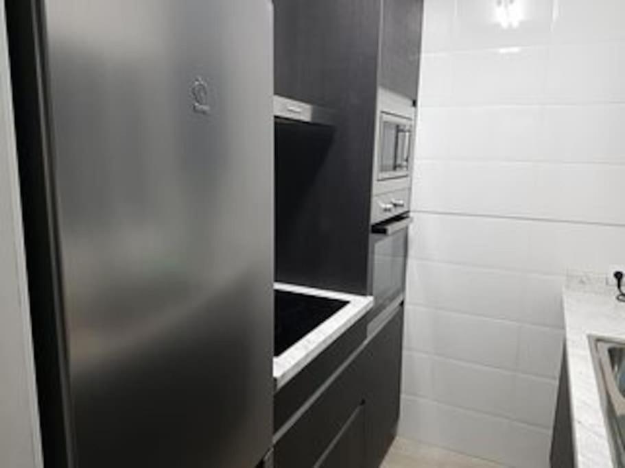 Beautiful Apartment In La Carihuela, Torremolinos Exterior foto